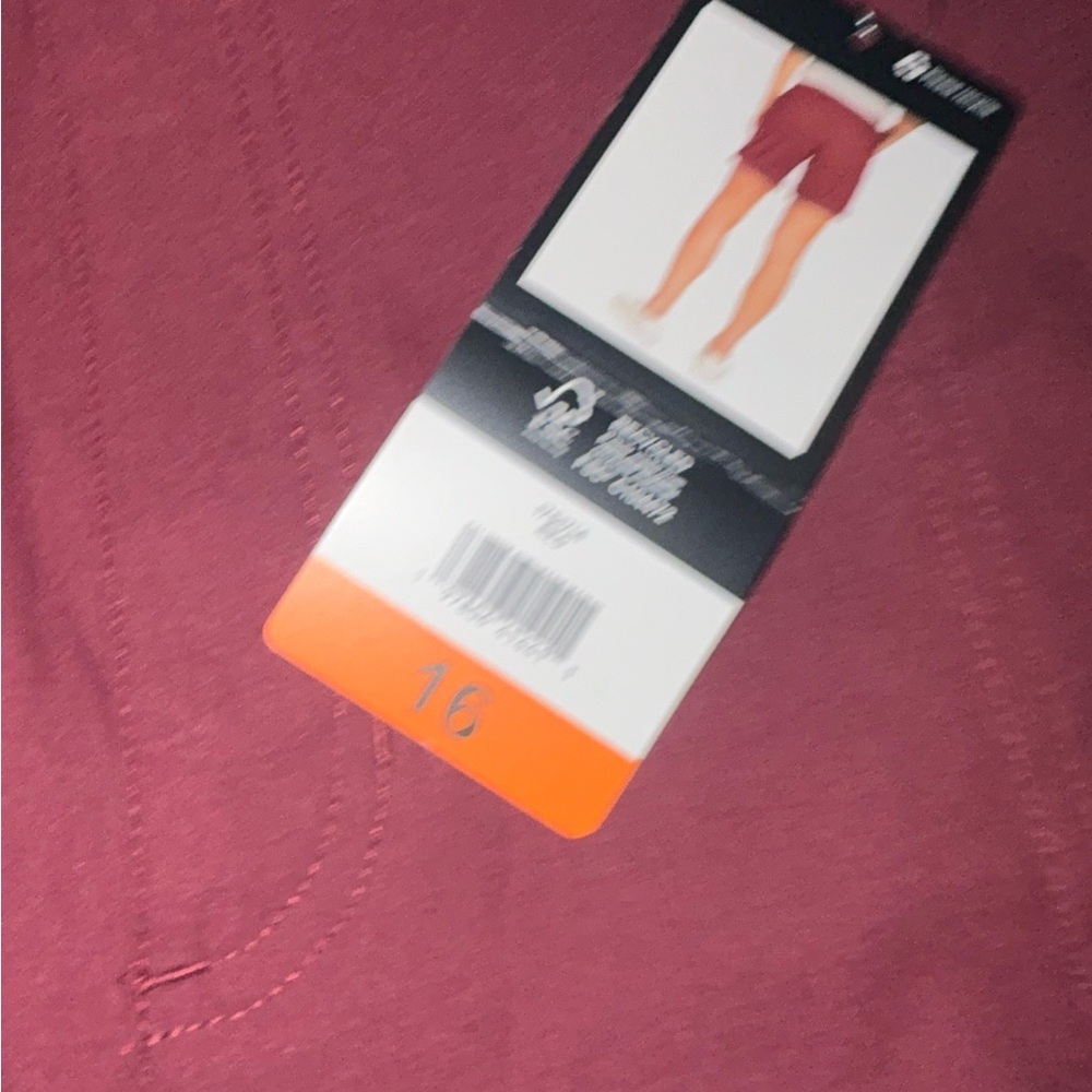 Eddie Bauer Ladies' Cargo Shorts Red Size 16 Lightweight pocket With Zipper. NWT - Picture 5 of 9